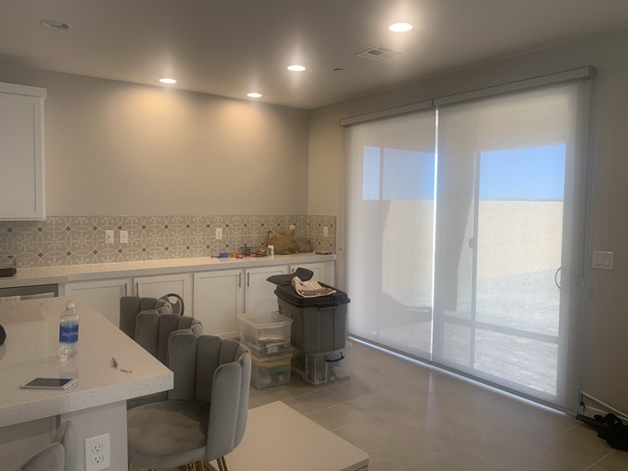 Roller Shades, Shades, blinds, la blinds, sunshine blinds